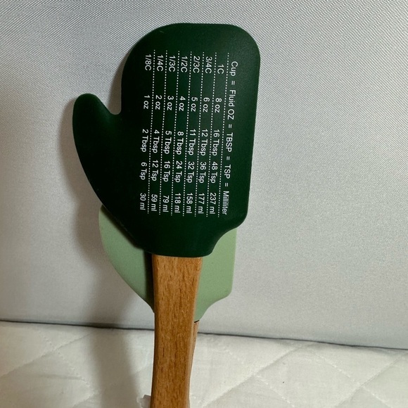 CWC 3 Piece Set Spatula With Wooden Handles 12”,10”,8”Christmas Cook With Color - Picture 5 of 9